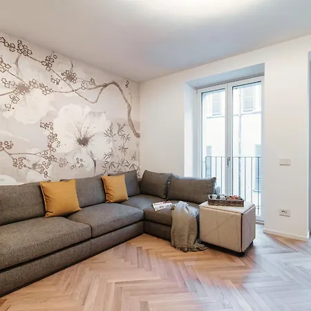 Apartament Stella - By Myhomeincomo Como